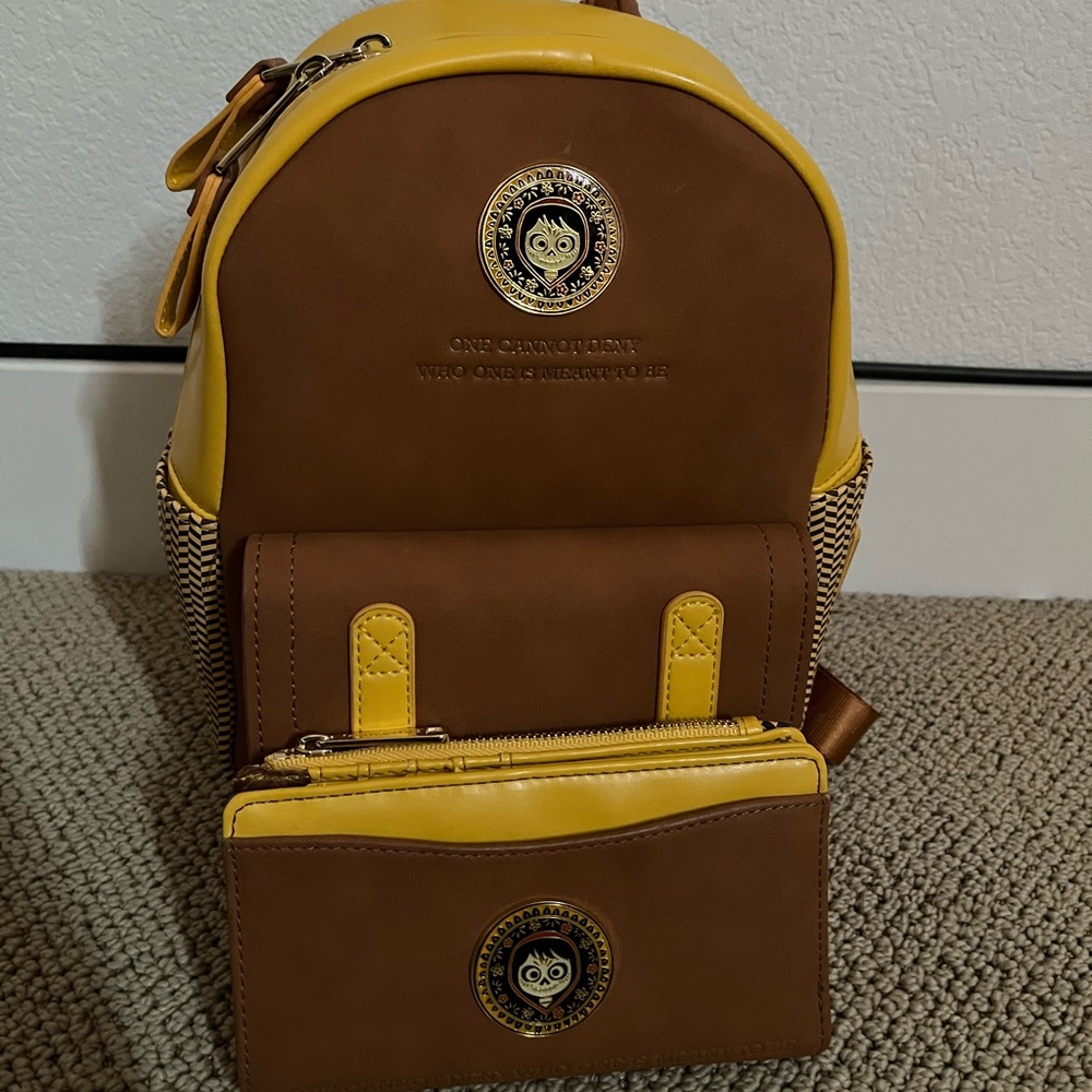 Coco loungefly mini backpack